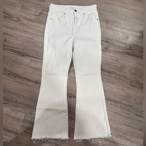 Risen Flared Jeans